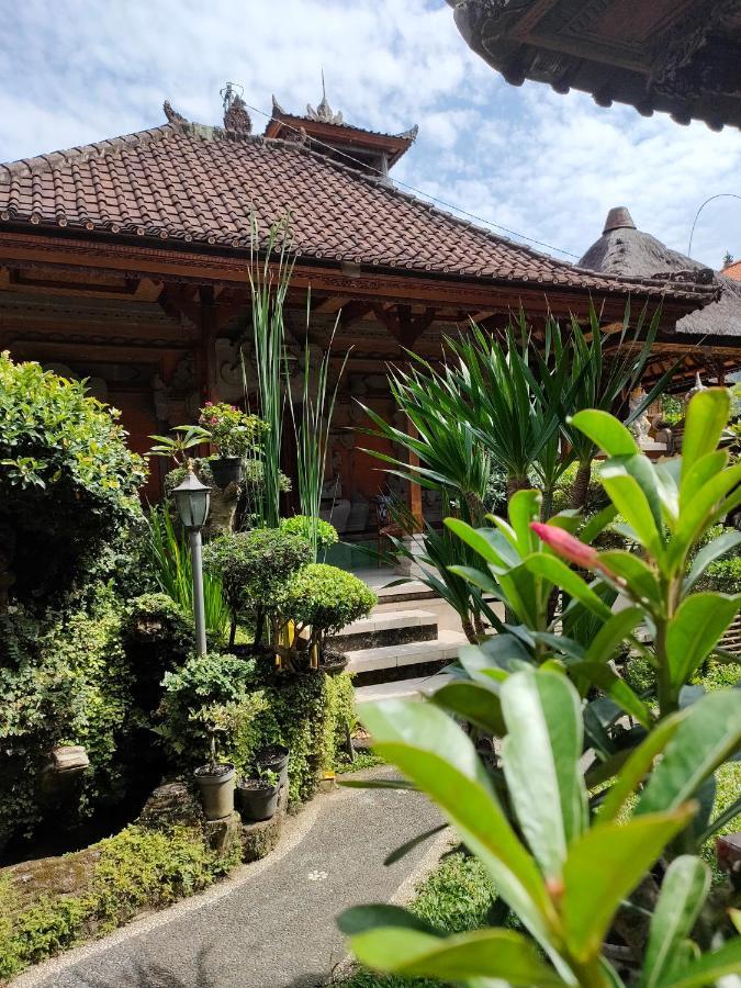 Dika Accommodation Ubud Exterior photo